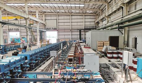 Hocheffizientes Induktionsheizsystem mit präziser Temperaturregelung für kontinuierliche Rollstäbe